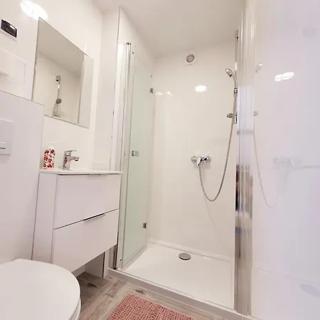 Prusa - Nocleg ze śniadaniem Mielno (Koszalin)