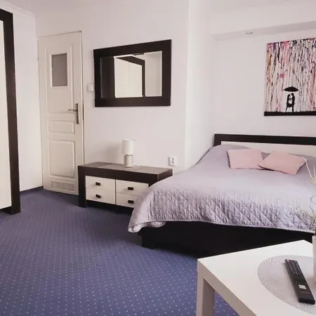 Prusa - Nocleg ze śniadaniem Mielno (Koszalin)