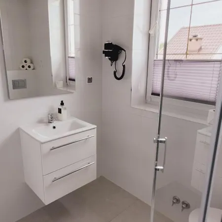 Prusa - Nocleg ze śniadaniem 3*