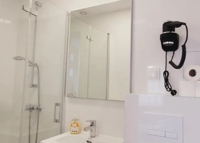 Prusa - Nocleg ze śniadaniem Mielno (Koszalin)