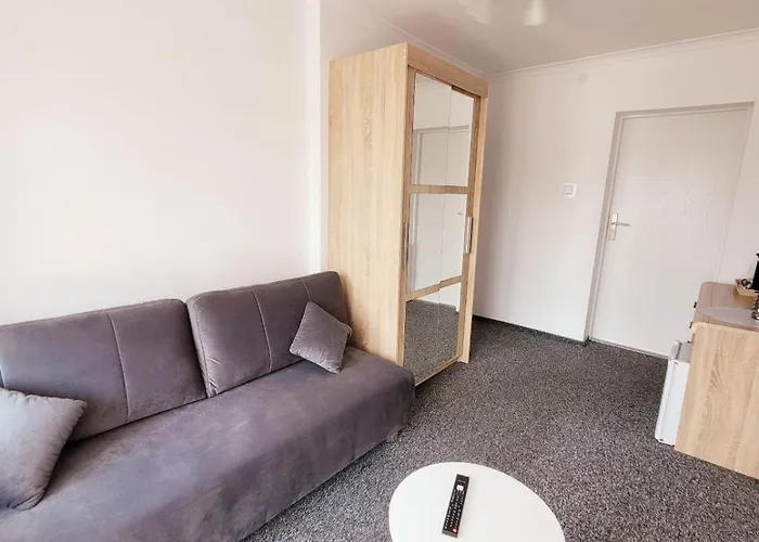 Prusa - Nocleg ze śniadaniem Mielno (Koszalin)